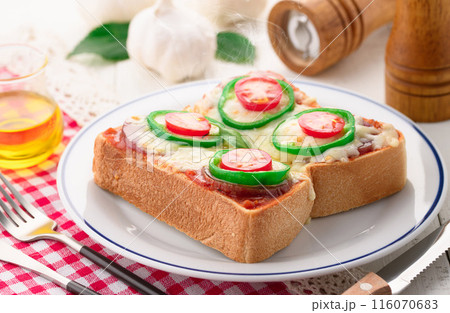 ピザトースト ピザトースト 116070683