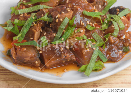 鰹のたたきのユッケ風 116071024