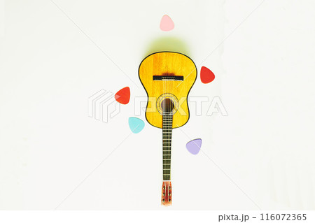 Acoustic guitar and plectrums,picks.Music,delight sound 116072365