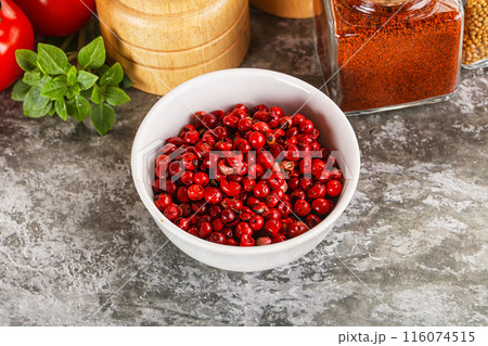 Red pepper corn aroma seeds 116074515