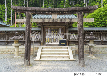高野山　徳川家霊台　東照宮（家康）霊屋 116074855