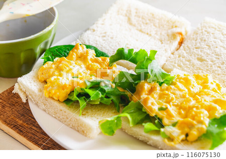 たまごサンド作り たまごサンド作り 116075130