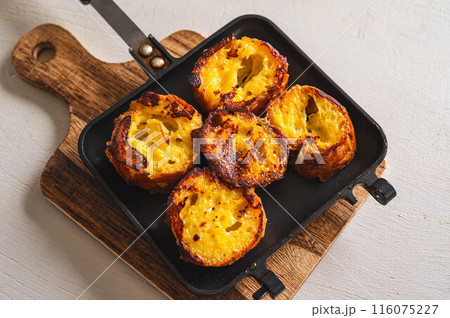 ホットサンドメーカーで作るフレンチトースト ホットサンドメーカーで作るフレンチトースト 116075227