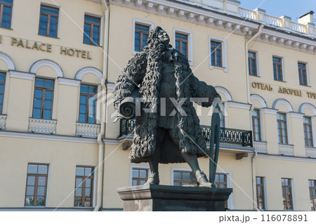 Monument to the architect and engineer Domenico Trezzini in St. Petersburg Monument to the architect and engineer Domenico Trezzini in St. Petersburg 116078891