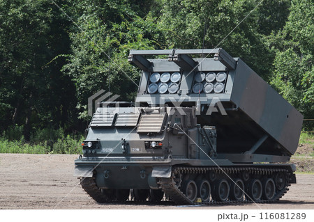 多連装ロケットシステム M270 MLRS 多連装ロケットシステム M270 MLRS 116081289