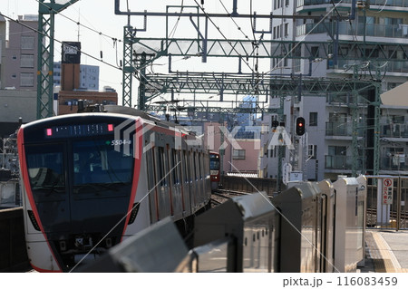京浜急行鶴見駅の風景 116083459