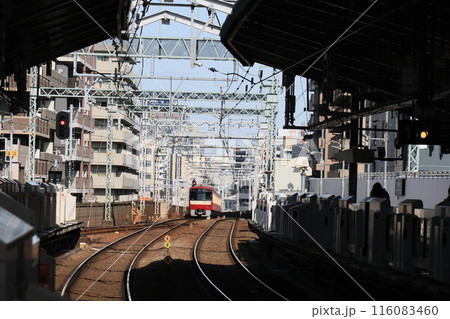 京浜急行鶴見駅の風景 116083460