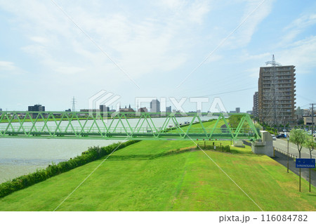 JR東日本越後線の越後赤塚駅から新潟駅までの車窓風景(2022年夏) 116084782