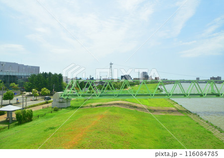 JR東日本越後線の越後赤塚駅から新潟駅までの車窓風景(2022年夏) 116084785