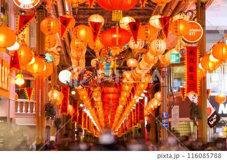 長崎ランタンフェスティバルの商店街 116085788