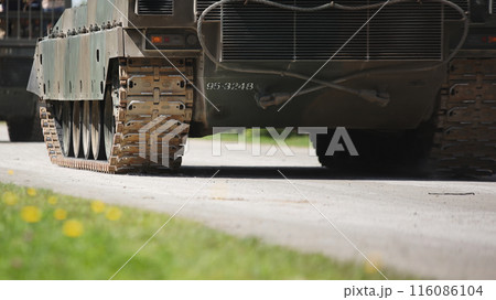 90式戦車 Type90 Tank. 116086104