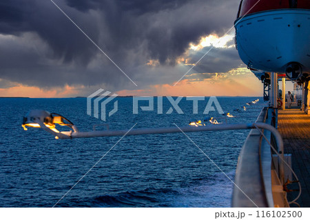 マラッカ海峡 116102500