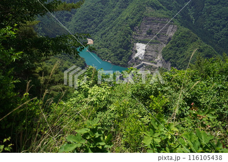 須坂市から五味池破風高原自然園に向かう車道から見える豊丘ダム　2024年6月15日 116105438
