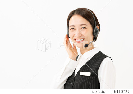 制服の女性　オペレーター 116110727