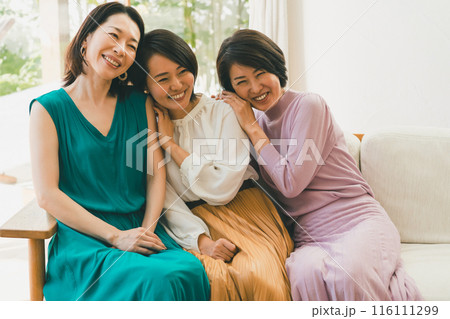 a forty-something woman 116111299