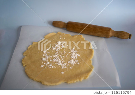 the process of making galette pie with mulberry the process of making galette pie with mulberry 116116794