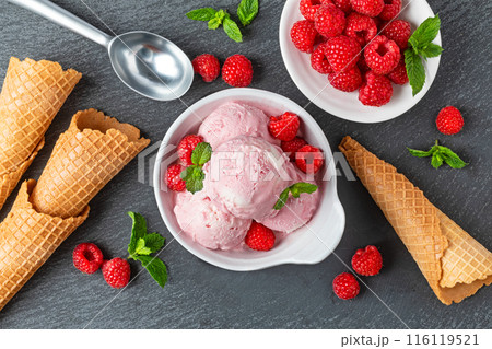 Raspberry ice cream 116119521