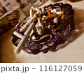 棚に置かれたドライフラワー 116127059