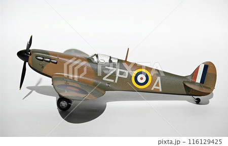 SPITFIRE Mk. I、1/72スケール模型、No.74 Squadron 116129425
