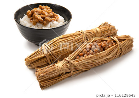 日本の伝統和食、納豆ごはん 116129645