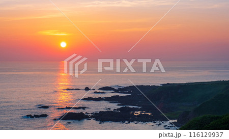 男鹿半島の夕暮れ 116129937