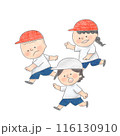 運動会でかけっこをする子どもたち 116130910
