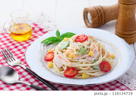 日本のパスタ料理の定番 スパゲッティサラダ 日本のパスタ料理の定番 スパゲッティサラダ 116134719