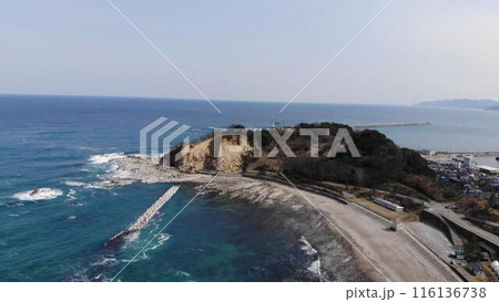 令和6年能登半島地震で隆起した輪島市 袖ヶ浜 令和6年能登半島地震で隆起した輪島市 袖ヶ浜 116136738