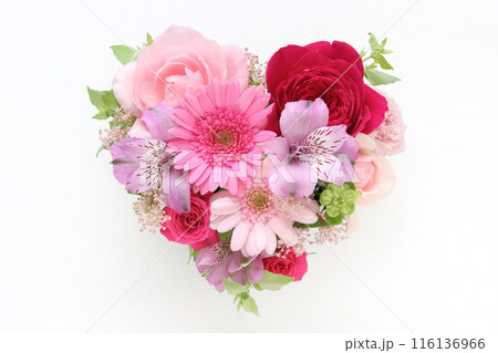 生花のハートアレンジ 116136966