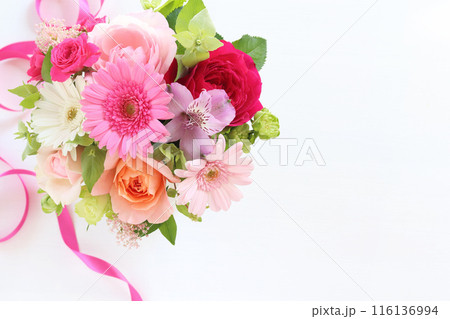 ピンクのガーベラアレンジ ピンクのガーベラアレンジ 116136994