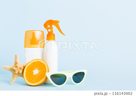 dispenser bottle and Citrus fruit in skincare product. beauty spa medical skincare and cosmetic lotion bottle cream product on table decor background with summer accessories 116143002