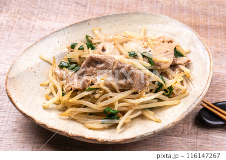 豚ともやしのオイスターソース炒め 116147267