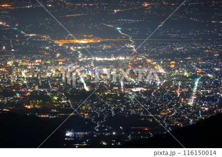 王ヶ鼻展望台から見る松本市街の夜景 116150014