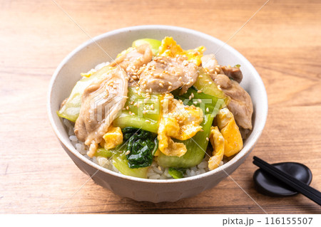 豚玉と青梗菜の中華炒め丼 豚玉と青梗菜の中華炒め丼 116155507