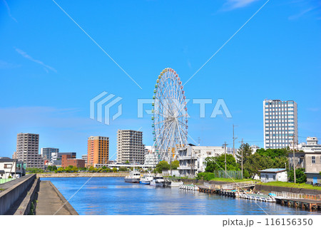 《愛知県》名古屋都市風景 港区中川運河から名古屋港の観覧車 《愛知県》名古屋都市風景 港区中川運河から名古屋港の観覧車 116156350
