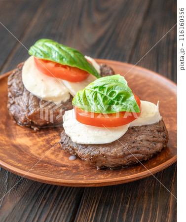 Caprese beef steak 116160356