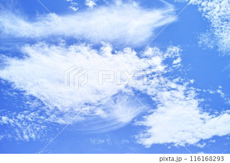青空と雲イメージ 116168293