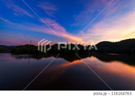 2024年夏布目ダムの夕景 日没前からゴールデンアワーを経てブルーアワーまで広角 ゴールデンアワー⑫ 2024年夏布目ダムの夕景 日没前からゴールデンアワーを経てブルーアワーまで広角 ゴールデンアワー⑫ 116168763