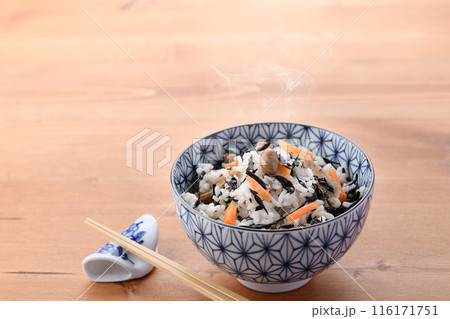 ひじきご飯 116171751