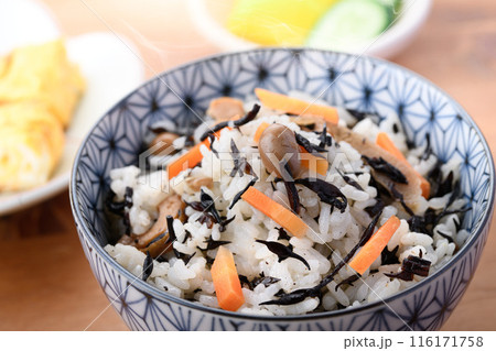 ひじきご飯 116171758