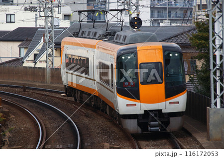 近鉄京都線を行く近鉄特急（22000系ACE：京都⇔近鉄奈良） 116172053