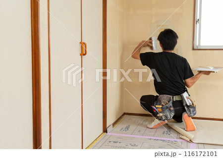 住宅クロスの職人 住宅クロスの職人 116172101