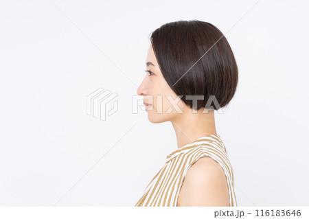 ミドルの女性のビューティ ミドルの女性のビューティ 116183646