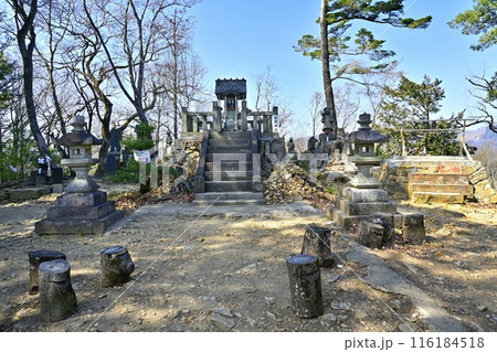 足利市の足利城跡両崖山山頂神社 足利市の足利城跡両崖山山頂神社 116184518