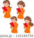 ハートを持つ女性 116184756