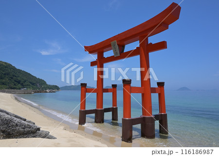 周防大島の厳島神社「赤鳥居」①(山口県周防大島町) 116186987