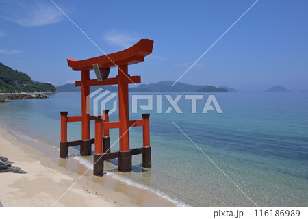 周防大島の厳島神社「赤鳥居」③(山口県周防大島町) 116186989