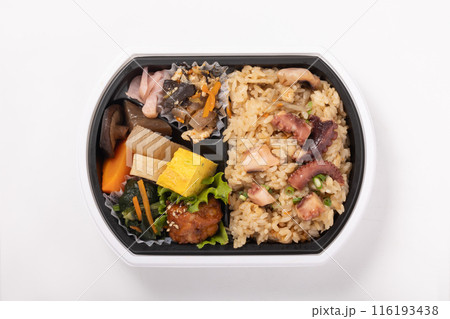 タコとごぼうの炊き込みご飯弁当 116193438