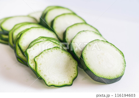 カット野菜 ズッキーニ カット野菜 ズッキーニ 116194603