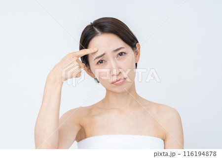 ミドルの女性のビューティ 116194878